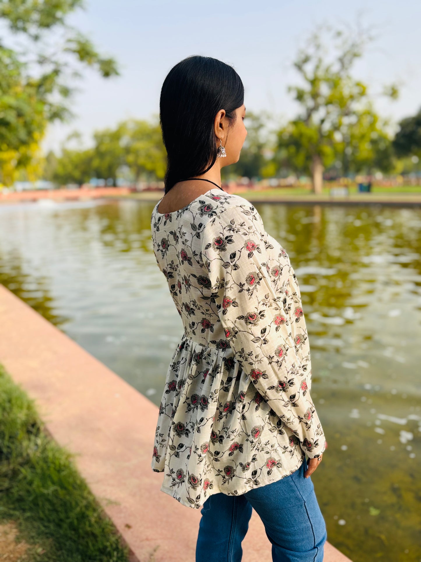 White Floral Cotton Kurti Top with Peplum Fit & V-Neck